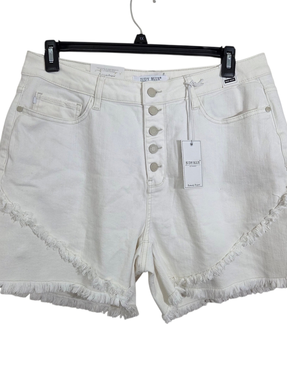 NWT Judy Blue Button Fly Fray Tulip Hem White Denim Jean Shorts Size 2X Boho